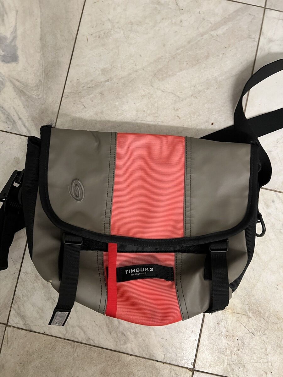 Timbuk2 Xtra SMALL 12” Classic nylon Messenger Commuter Timbuk2 Xtra SMALL 12” Classic nylon Messenger Commuter