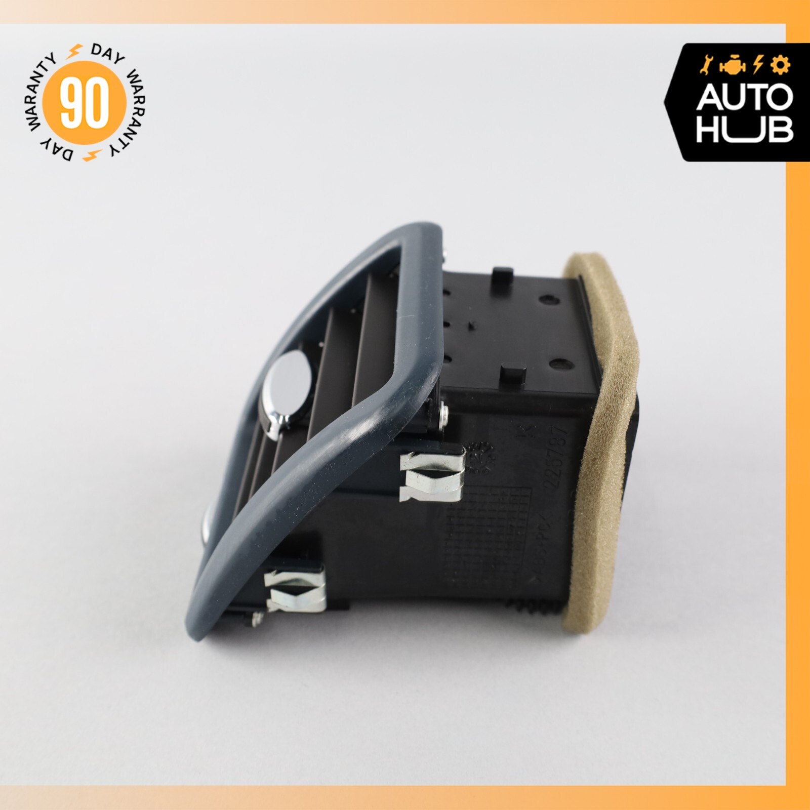 09-13 Maserati Quattroporte M139 Front Right or Left Console AC A/C Air Vent OEM