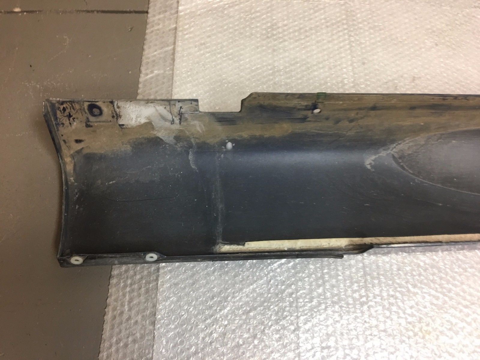 2012 ASTON MARTIN RIGHT SIDE ROCKER PANEL FACTORY OEM