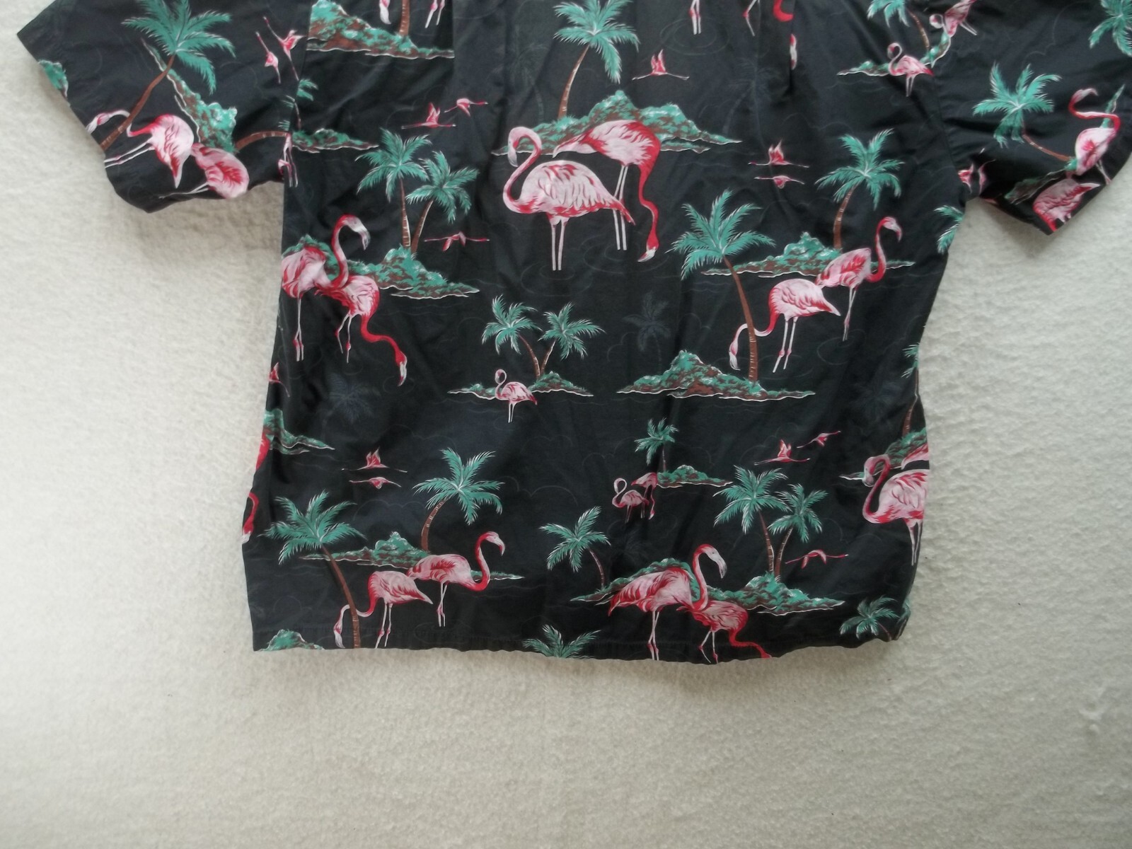 Paradise Found Mens Black Pink Flamingos Button Up Shirt Short Sleeve Size XL
