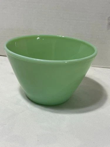 Fire King Jadeite Green Splash Proof Bowl Mixing Oven Ware 7.5”