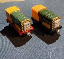 RETIRED THOMAS THE TRAIN WOODEN RAILWAY CARS IRON 'ARRY IRON BERT
