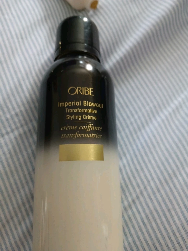 Crema alisadora de cabello Orbie y loción corporal Gucci Foto 3 de 3