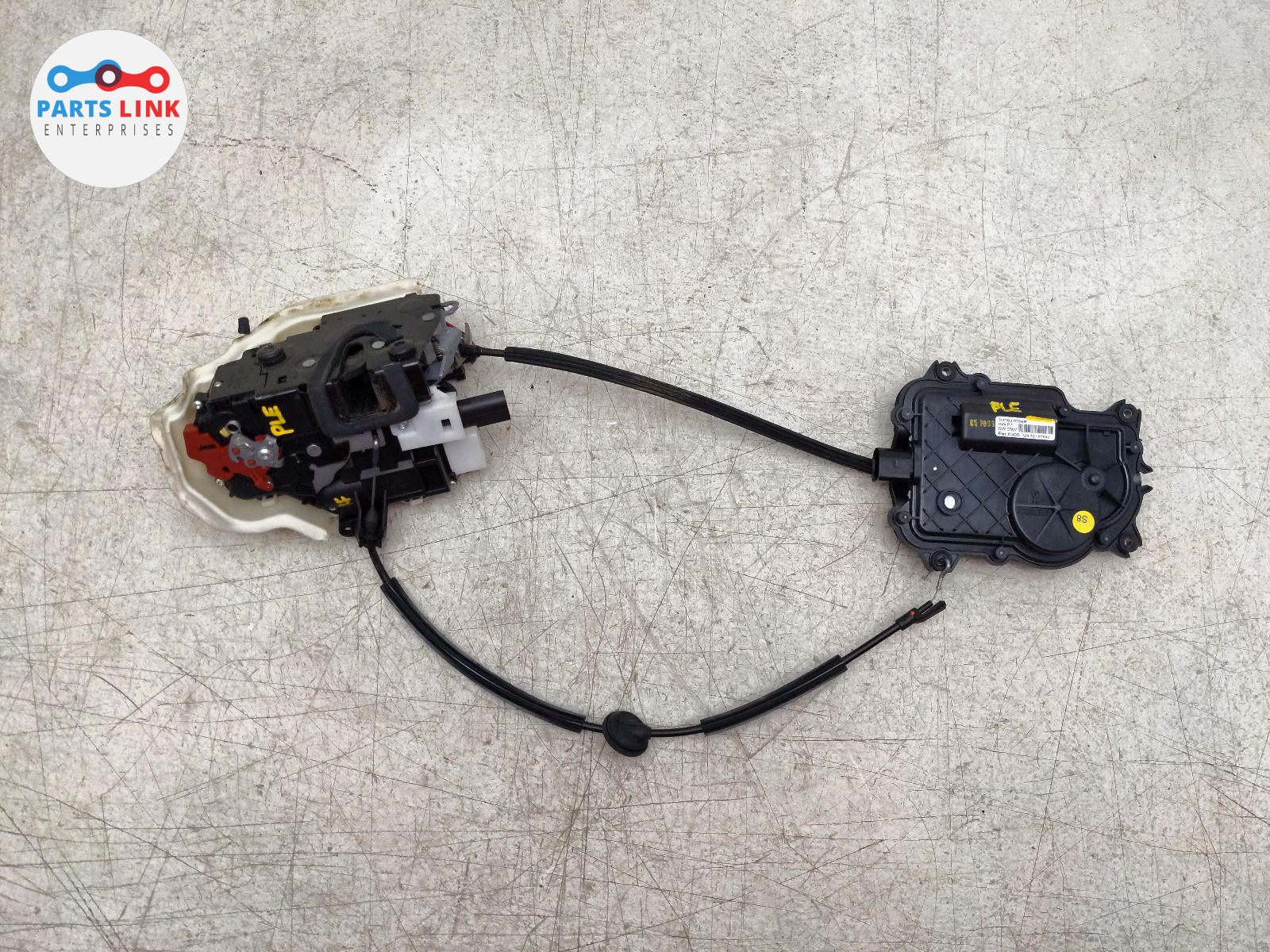2006-12 BENTLEY CONTINENTAL FLYING SPUR RIGHT FRONT DOOR LOCK LATCH ACTUATOR 3W2