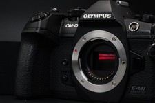 Olympus OM-D E-M1 Mark III Mirrorless Camera Body -Shutter Count 20375 10644