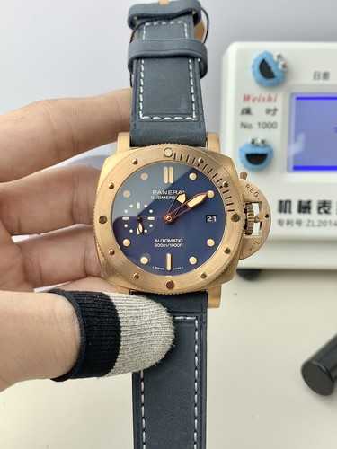 Panerai SUBMERSIBLE men's automatic mechanical movement 42mm blue dial