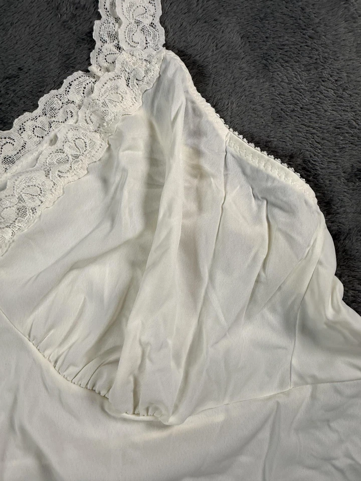 Lencería Cabernet vintage sin cordones para mujer 44 24 pulgadas blanco ribete de encaje nailon cuello en V completa Foto 3 de 4