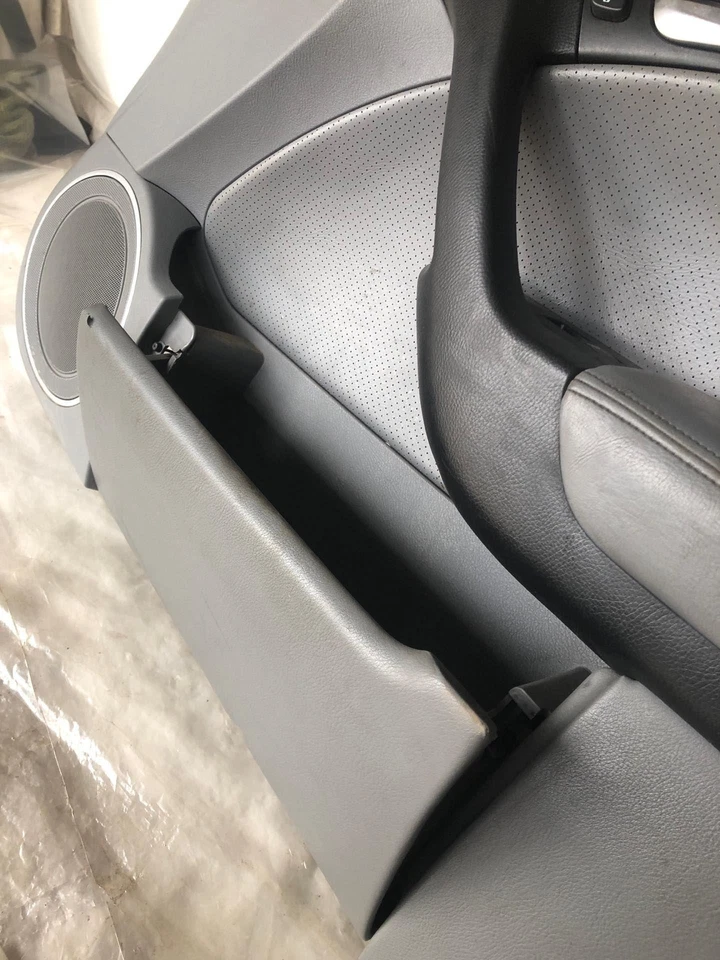 Panel de moldura de puerta delantera ACURA TL 2006 lado derecho del pasajero derecho derecho Foto 4 de 4