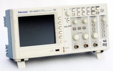 TEKTRONIX MODEL TDS1002B 60 MHZ 2 CHANNEL DIGITAL STORAGE OSCILLOSCOPE