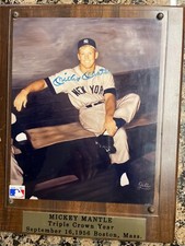 MICKEY MANTLE  AUTOGRAPH PICTURE BY RAY GALLO WOOD PLAQUE TRIPLE CROWN YEAR