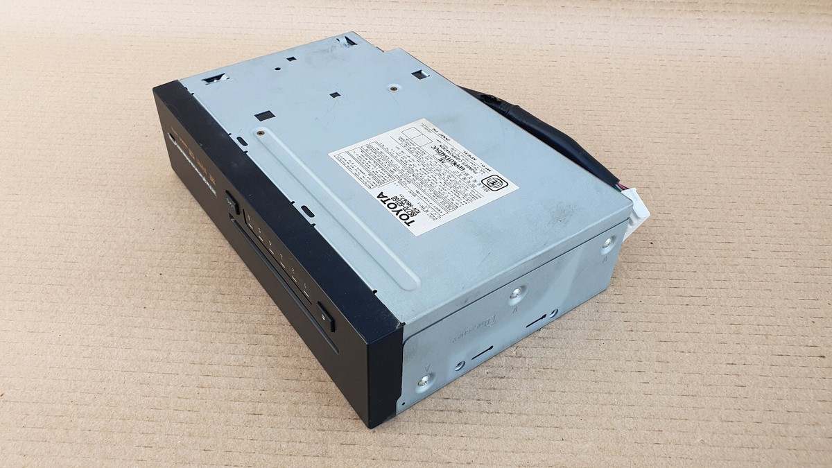 Lexus GX470 2003-2007 DVD Player Disc Changer 86270-60160 Oem Used