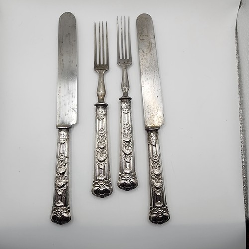 Antiguo juego de 2 tenedores y 2 cuchillos de cena enchapados en plata - Imagen 3 de 5