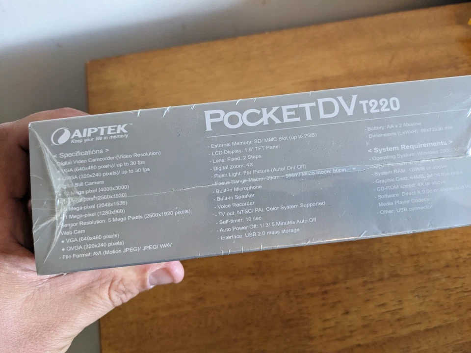 Aiptek Pocket DV T220 Digital Camera new sealed - Image 3 of 3