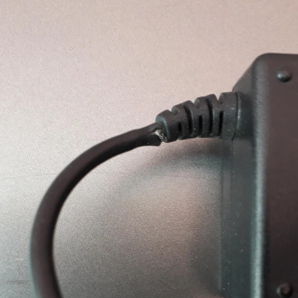 ACER TravelMate 4001WLMi notebook 15,4" Windows Thin PC - Immagine 3 di 3