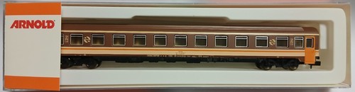 * C04 - Arnold - ref.3794 - Coche 2ª clase RENFE B11 x 10207 "Estrella", ep.IV | Zustand: Usado