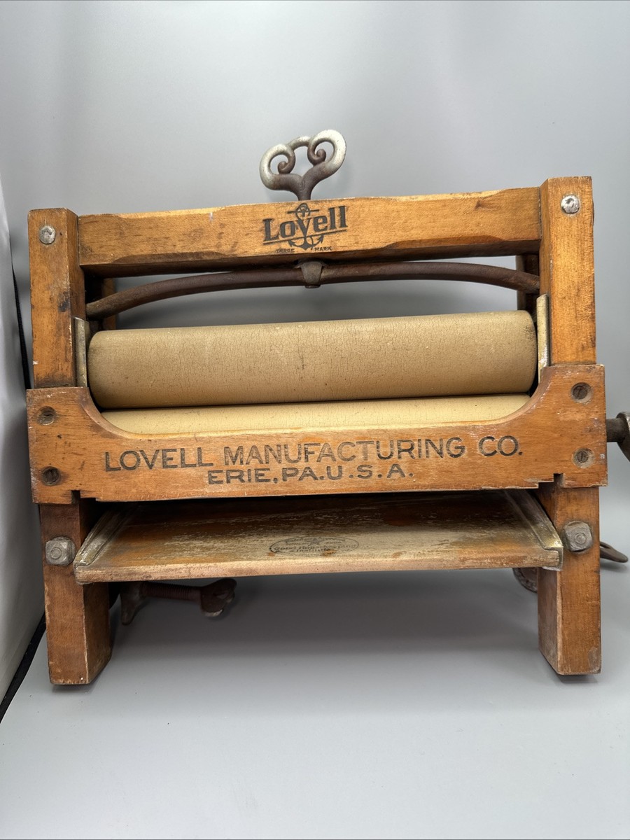 Lovell Manufacturing Wooden Clothing Wringer Mangle Crank No RB55