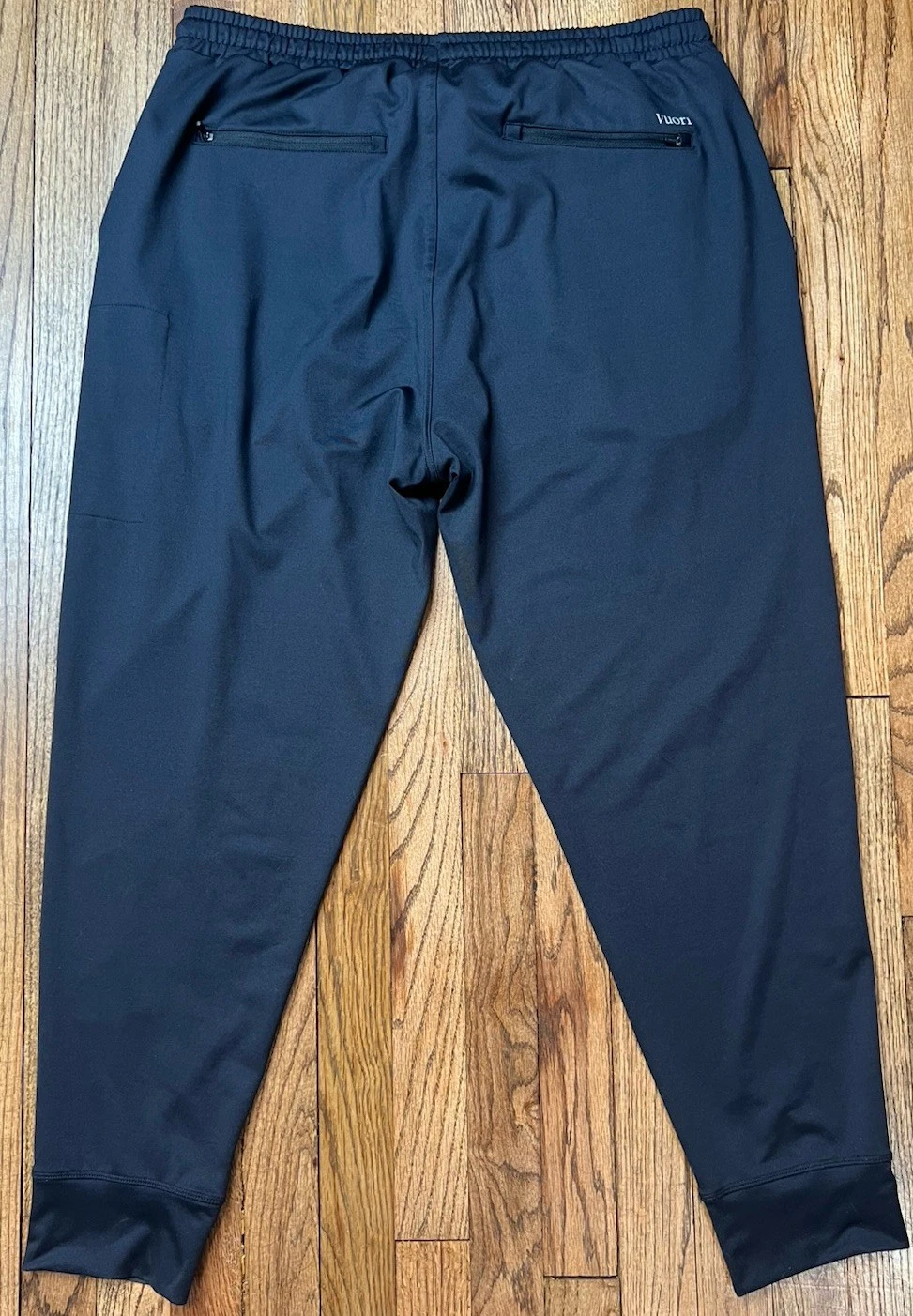 vuori sunday performance tapered leg stretch sweatpants