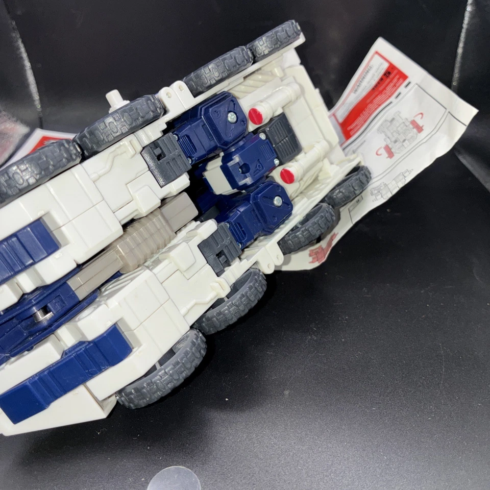 Transformers Cybertron Ultra CYBERTRON DEFENSE RED ALERT With Instructions - Image 4 of 4