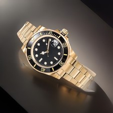 Men dive style watch