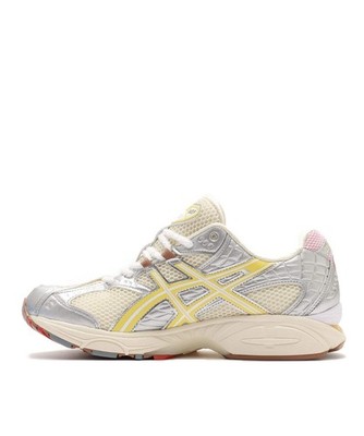 Size 9 - VANDYTHEPINK x atmos x ASICS Gel Nimbus 10.1 Banana Split