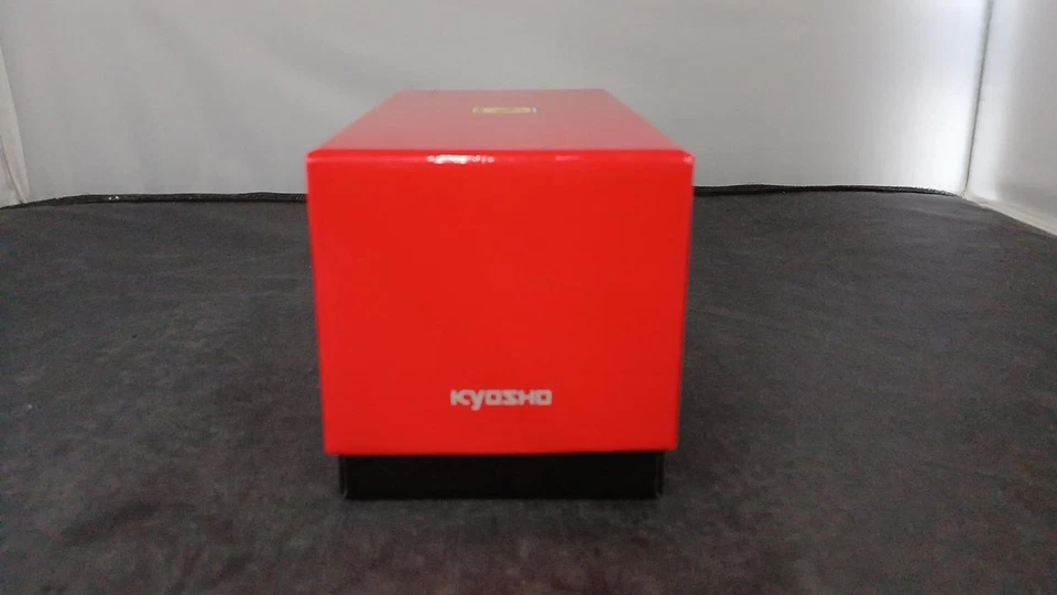 Modellino auto Kyosho Ferrari 365GTB/4 prima versione scala 1/43 aperto - Immagine 3 di 4