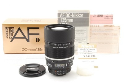 [ MINT in Box ] Nikon AF DC Nikkor 135mm f/2 D Telephoto Lens F Mount From JAPAN