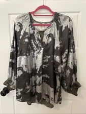 Umgee Boutique Brand Silver Blouse - Large