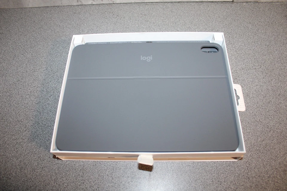 Logitech Combo Touch Keyboard Funda iPad Air 11 pulgadas (M2) iPad Air 5ta generación - Imagen 3 de 4
