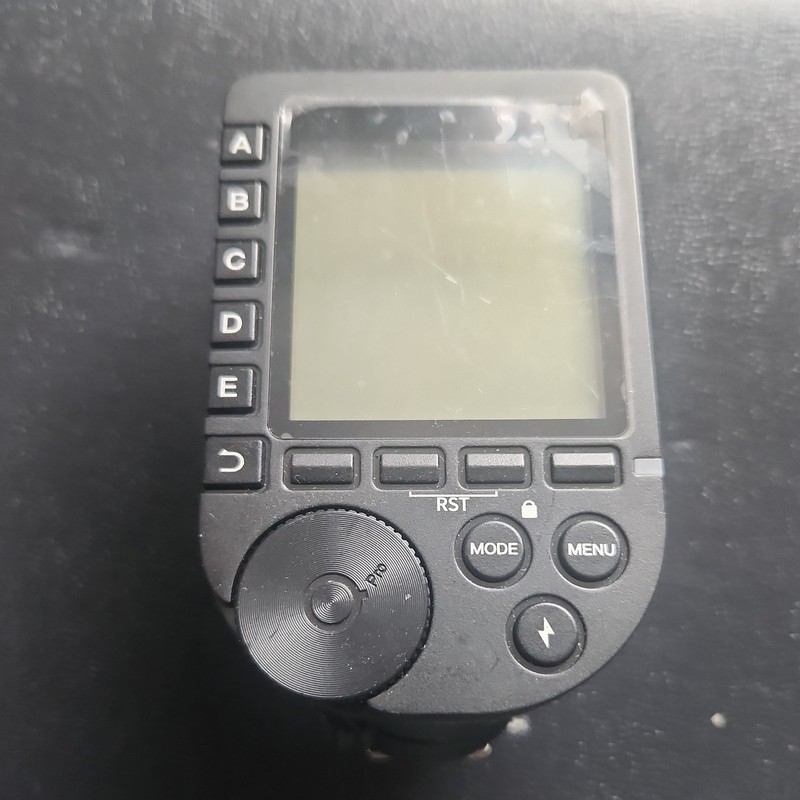Neewer Z1 Pro Wireless Flash Trigger Transmitter Hot Shoe 