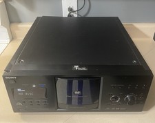 Sony DVP-CX985V Disc Explorer 400 CD/DVD Player Powers On Otherwise Untested