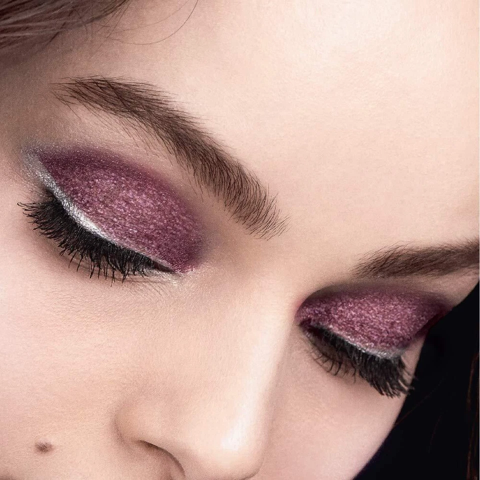 L'Oreal Paris Infallible 24HR Shadow, Glistening Garnet, 0.12 Ounce - Image 3 of 4