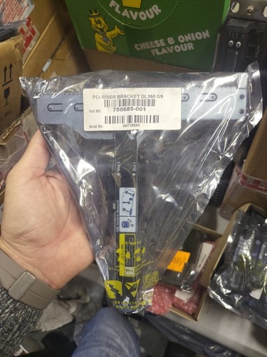 750685-001 NEW SEALED HP DL360 G9 PCI Riser Cage Assembly - 第 1/1 張圖片