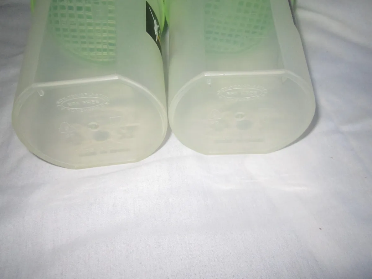 RARE ORIGINAL 1st Type BPA Free ATHLETIC GREENS 500ml/16oz Plastic Shaker  Bottle
