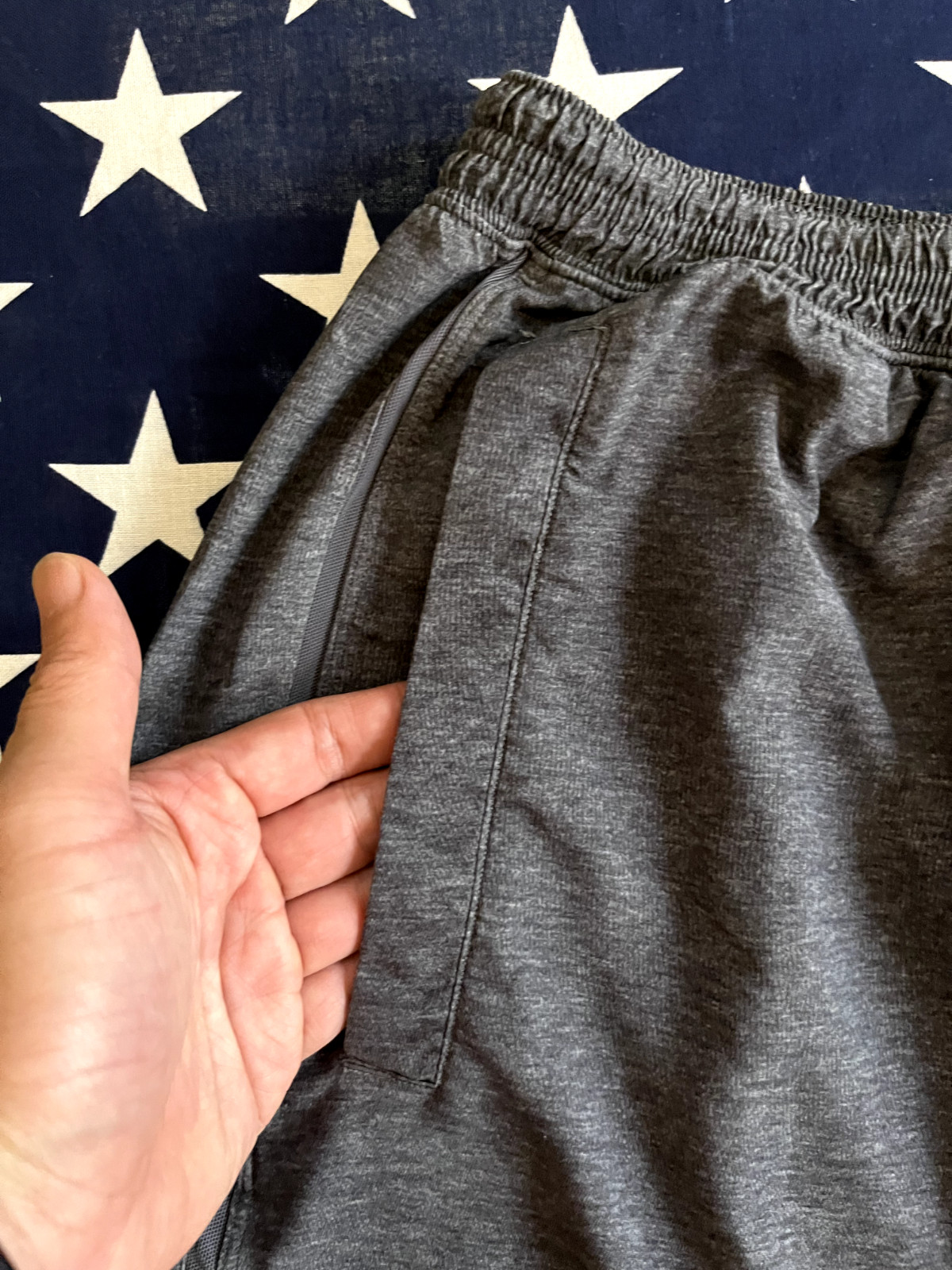 Lululemon Solid Gray Activewear Shorts Lined Draw… - image 5