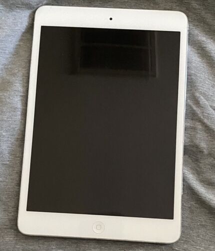 Apple iPad mini 1st Generation. 16GB, Wi-Fi, 7.9 in - White & Silver - Afbeelding 1 van 5
