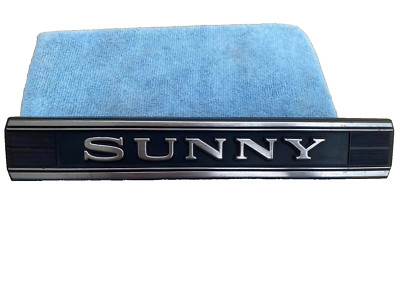 DATSUN Nissan SUNNY B310 Trunk Lid Emblem BADGE GENUINE Part NOS