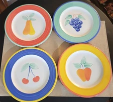 PIER 1 HAND PAINTED PLATES 8.5" APPLE/PEAR/GRAPES NEW ITALY 🇮🇹 