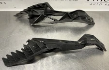 08-16 TOWN AND COUNTRY DRIVER SIDE LEFT & RIGHT HEADLIGHT BUMPER SUPPORT BRACKET