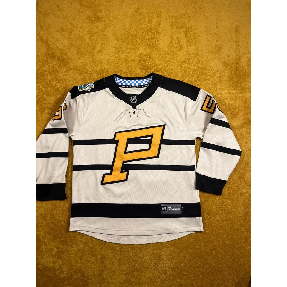 Camiseta deportiva de hockey Pittsburgh Penguins 59 GUENTZEL fanáticos hombres M invierno clásico 2023 Foto 2 de 4