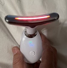 Light Therapy Beauty Device For Face  Neck- Anti-Aging 7 Colors Vibrating Heat