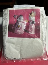 Rare Vintage Herrschners Mr  Mrs Bunny Doll Craft Kit Easter 3239/40 NIP
