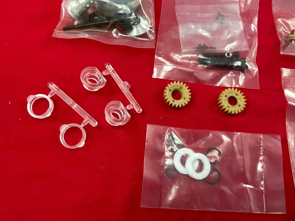 TEAM ASSOCIATED RC10CC CLASSIC CLEAR 6 GEAR TRANSMISSION COMPLETE SLIPPER RC10 - Image 3 of 4