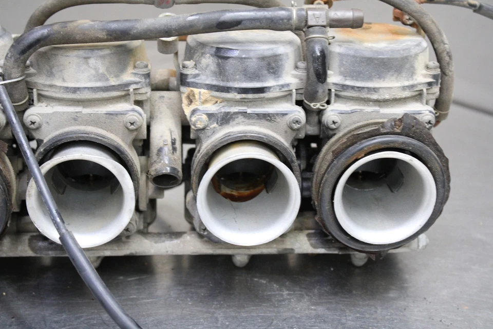 93-95 HONDA CBR900RR 900RR CARBS CARBURETORS FOR PARTS  Foto 3 de 4