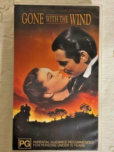 GONE WITH THE WIND VHS TAPE COLLECTABLE SCARLETT O'HARA Video - Imagen 1 de 2