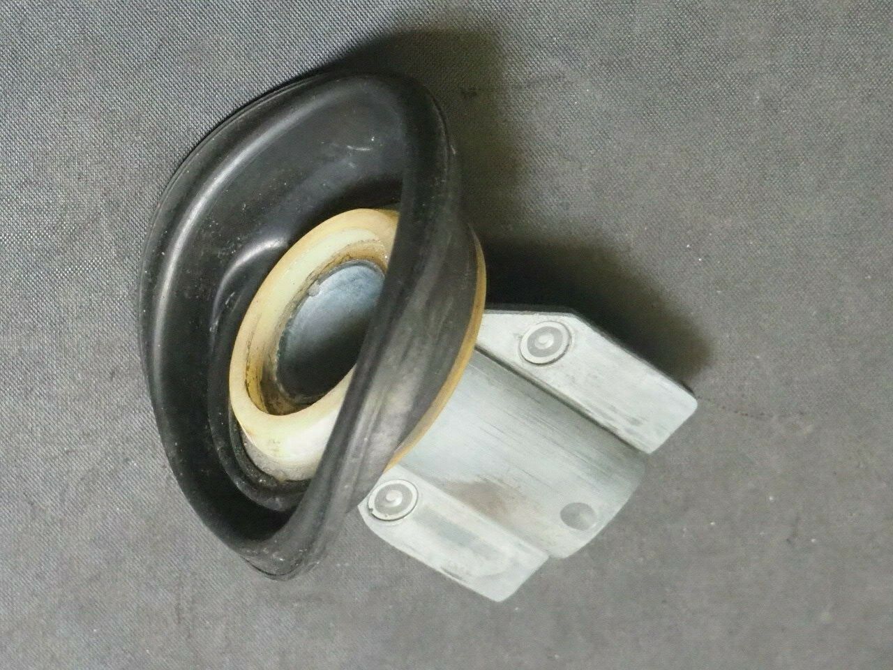 Foto 1 di 4