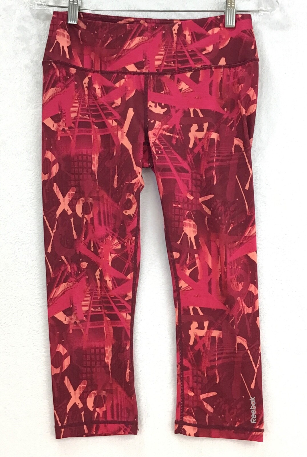 Reebok / Red Yoga Dance Athletic Capri Crop Pants Leggings / Women's Size S