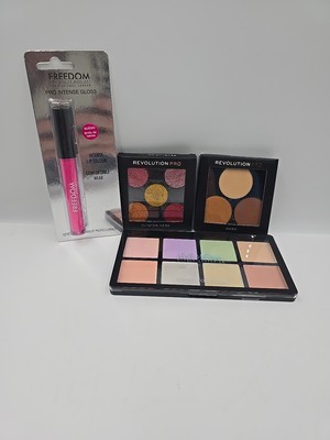 Revolution Make up Bundle mit Freedom Pro Gloss mit Obsession Make Set Neu 