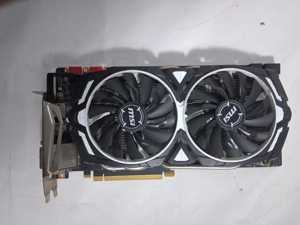MSI NVIDIA GeForce GTX1080 8GB GDDR6 Foto 2 de 4