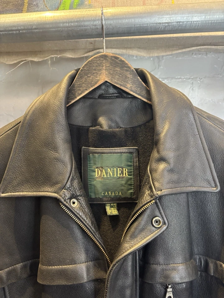 Danier Canada Full Zip Leather Jacket Coat w/Liner Mens Size Large - Image 3 of 4