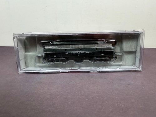 Locomotora InterMountain Tren Escala N 69701-02 EMD F7B Nueva York Central 2438 | Zustand: New